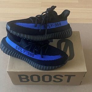 Adidas YEEZY BOOST 350 V2 ~ Black/DazBlue ~Men’s Size: 11   NWT - NEW IN BOX